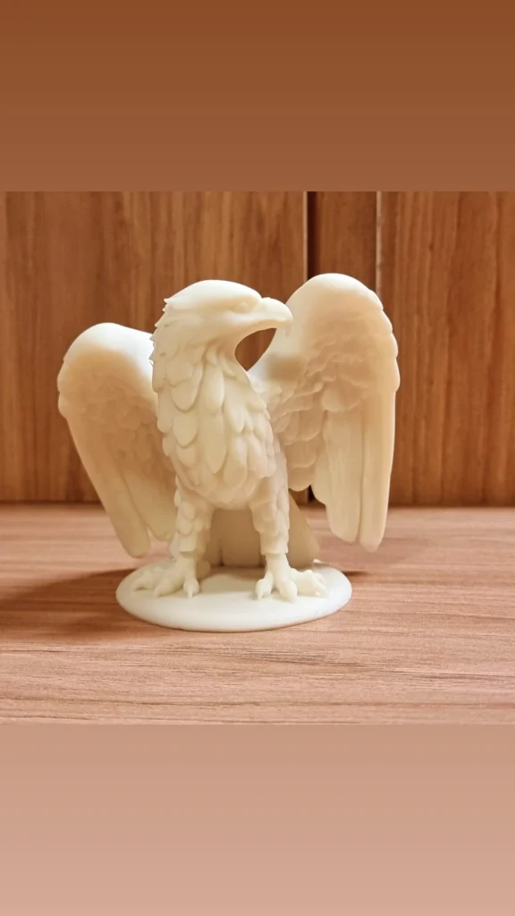 Águia em Resina ABS Impressão 3D